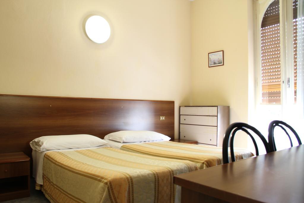 Hotel Rallye Milan Exterior photo