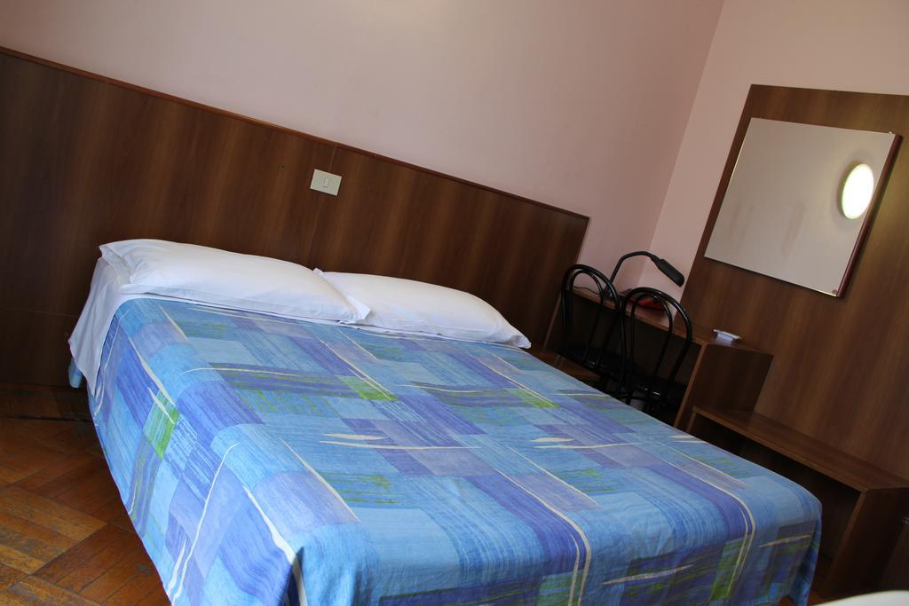 Hotel Rallye Milan Exterior photo